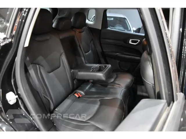 COMPASS - 1.3 T270 TURBO LONGITUDE AT6