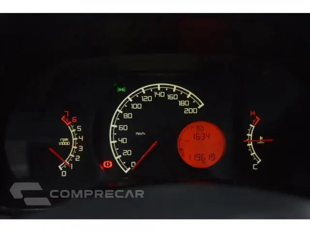STRADA - 1.4 MPI HARD WORKING CD 8V 3P MANUAL