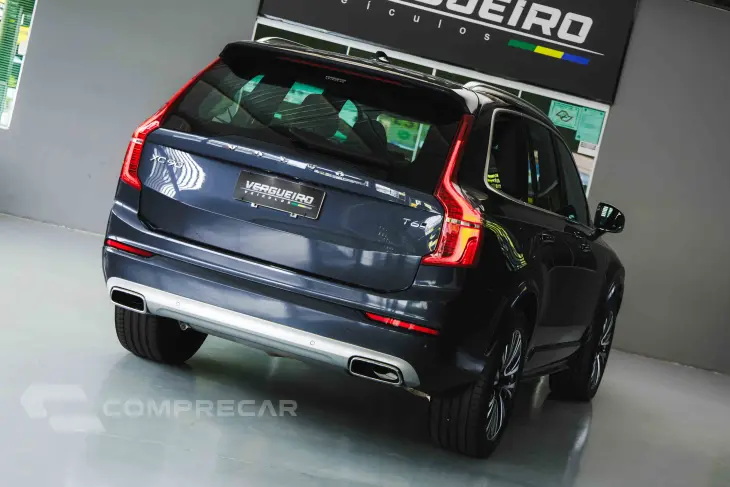 XC90 2.0 T6 Momentum AWD Geartronic
