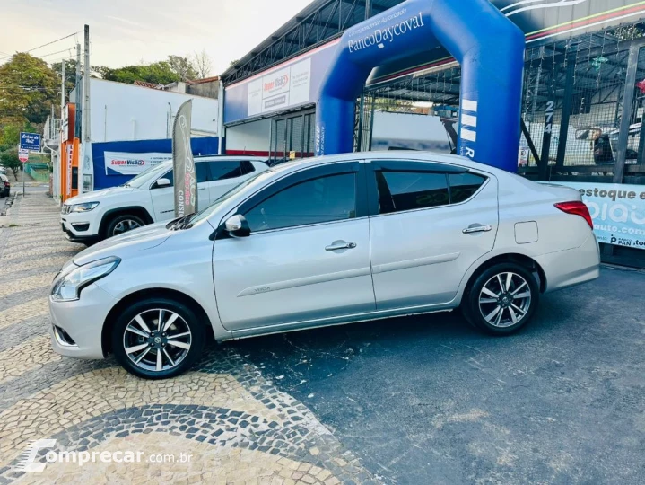 VERSA SL 1.6 16V FlexStart 4p Aut.
