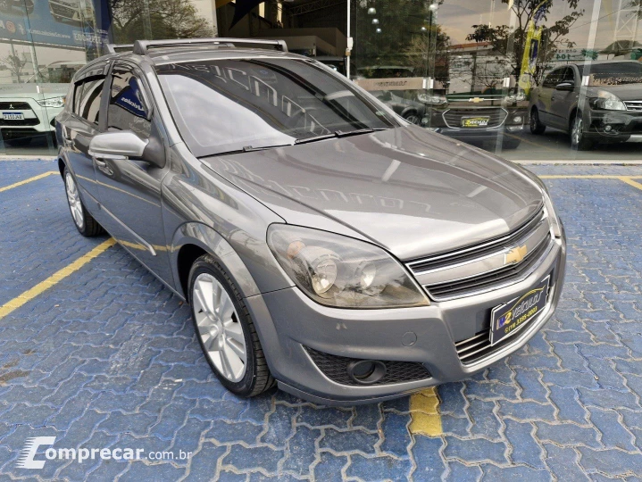 VECTRA 2.0 MPFI GT HATCH 8V FLEX 4P MANUAL