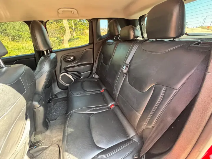 Renegade Sport 1.8 4x2 (Aut) (Flex)