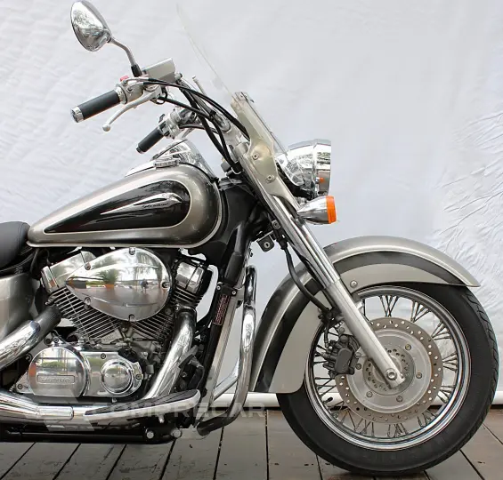 HONDA SHADOW 750