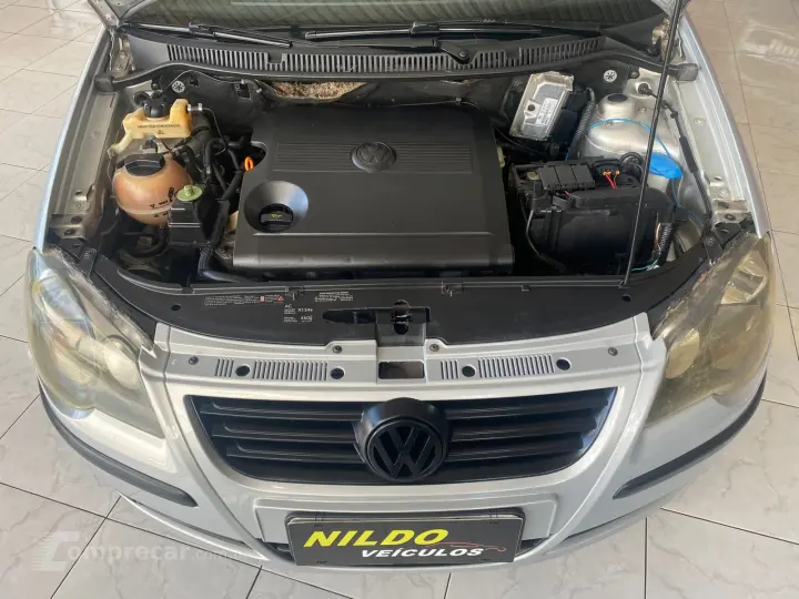 POLO SEDAN 1.6 MI 8V