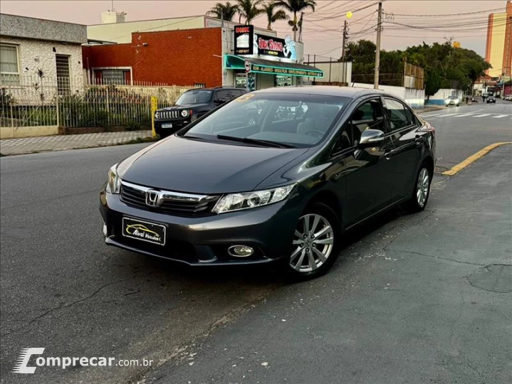 CIVIC 1.8 LXL 16V