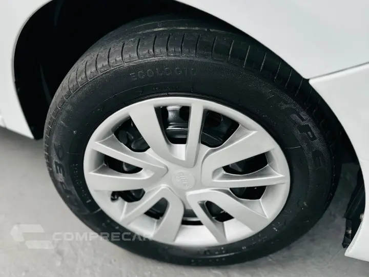 LOGAN 1.6 Expression 8V