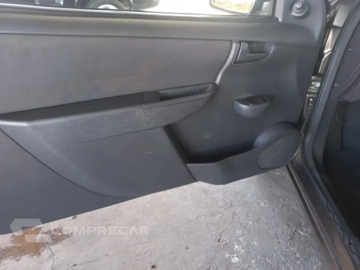 CELTA 1.0 MPFI LS 8V