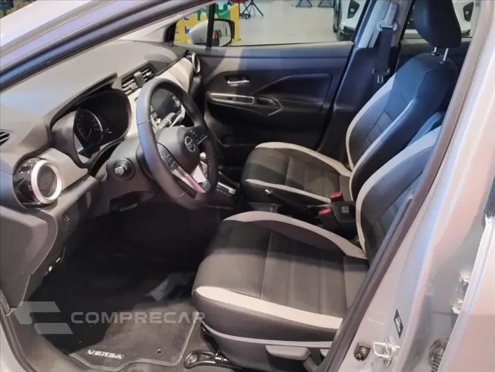 VERSA 1.6 16V FLEX EXCLUSIVE XTRONIC