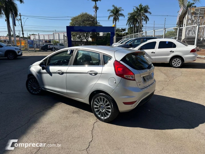 New Fiesta Hatch New Fiesta Titanium 1.6 16V PowerShift