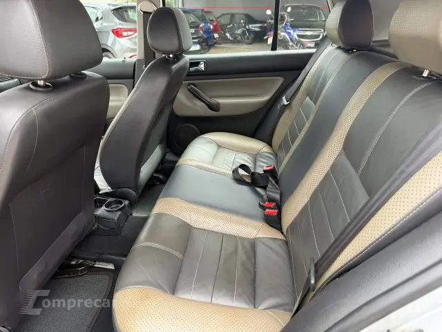 GOLF - 1.6 MI SPORTLINE 8V 4P MANUAL