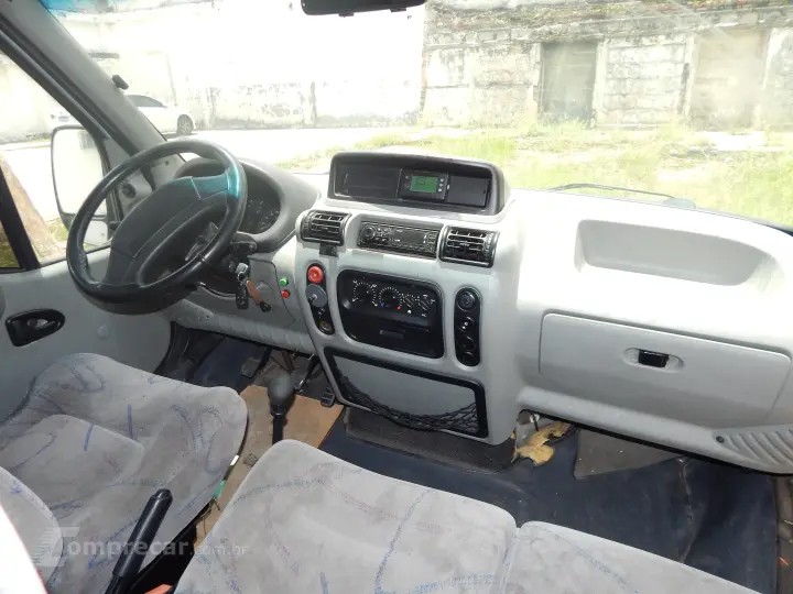 MASTER 2.5 DCI Minibus L3h2 16 Lugares 16V