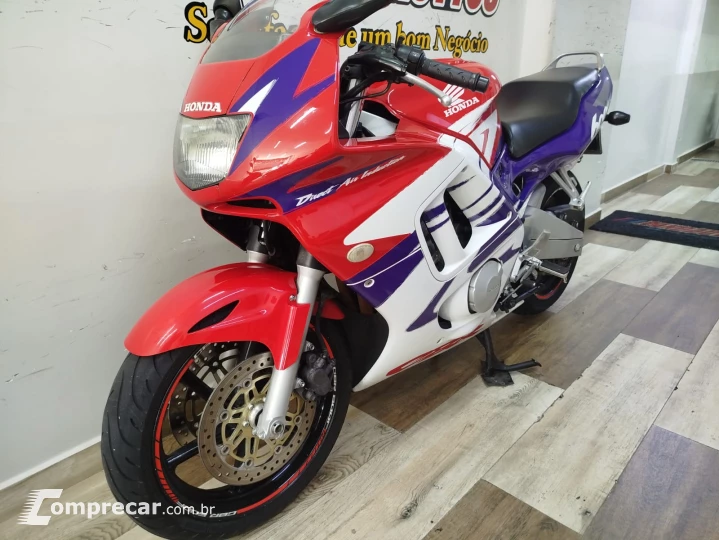 CBR 600 F