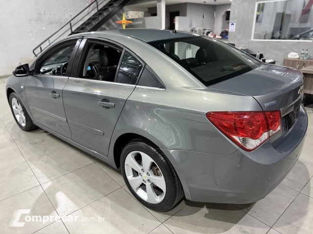 CRUZE SEDAN - 1.8 LT 16V 4P AUTOMÁTICO
