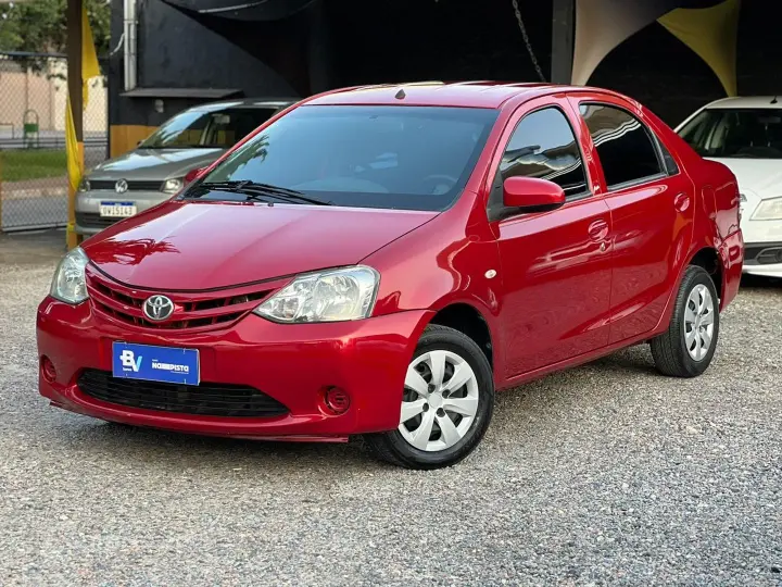 Etios 1.5 X Sedan 16V Flex 4P Manual