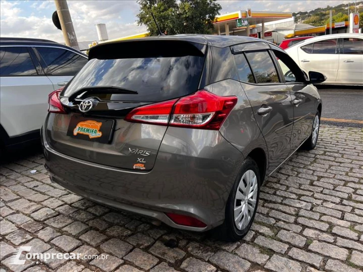 YARIS 1.3 16V XL