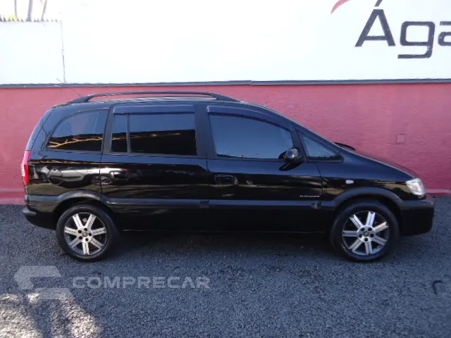 ZAFIRA 2.0 MPFI Elegance 8V