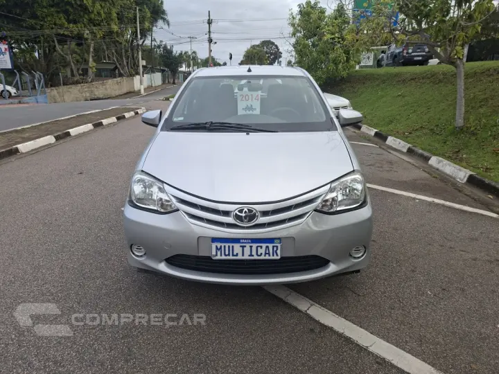 ETIOS 1.5 XS 16V FLEX 4P MANUAL