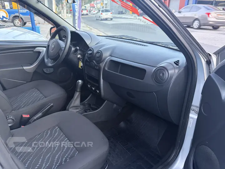 LOGAN 1.0 Authentique 16V