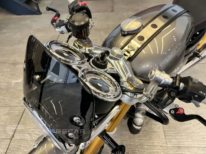 Truxton 1200 R