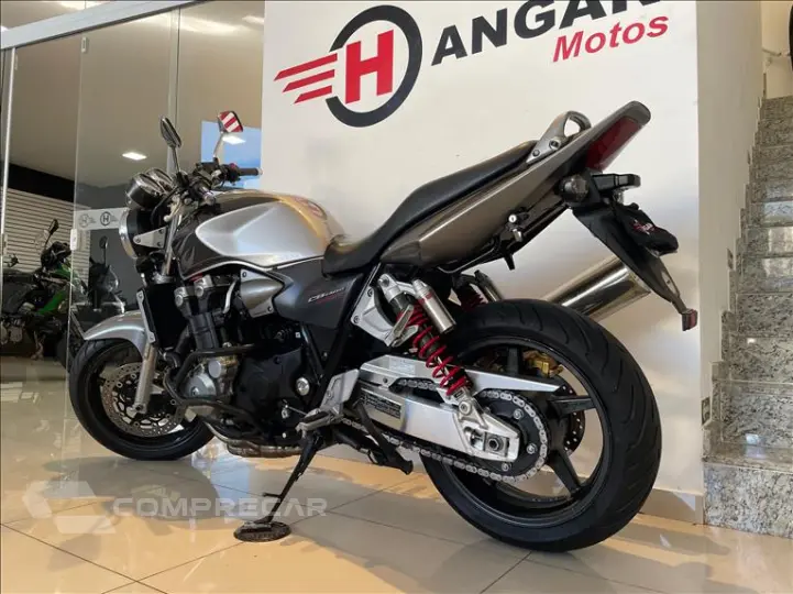 CB 1300 F SUPER FOUR