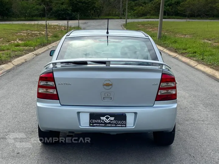 ASTRA 2.0 MPFI Advantage 8V