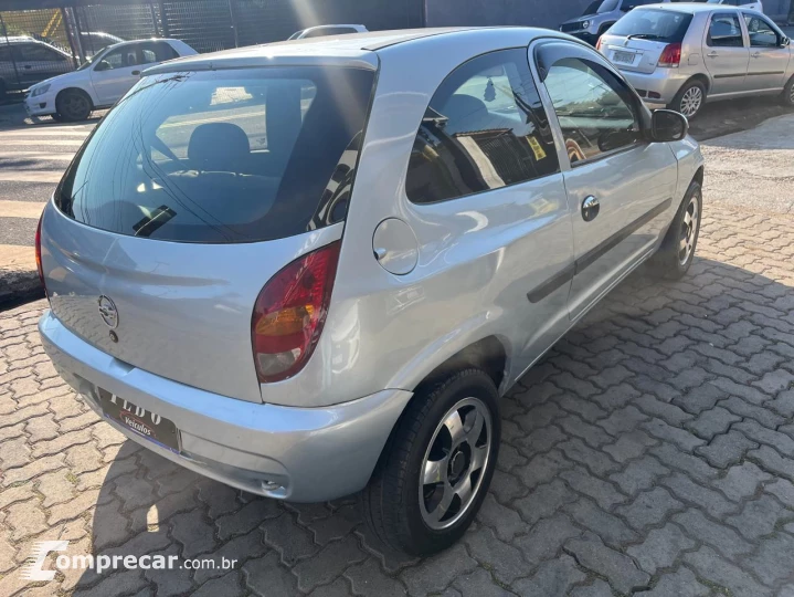 CELTA 1.0 MPFI Life 8V