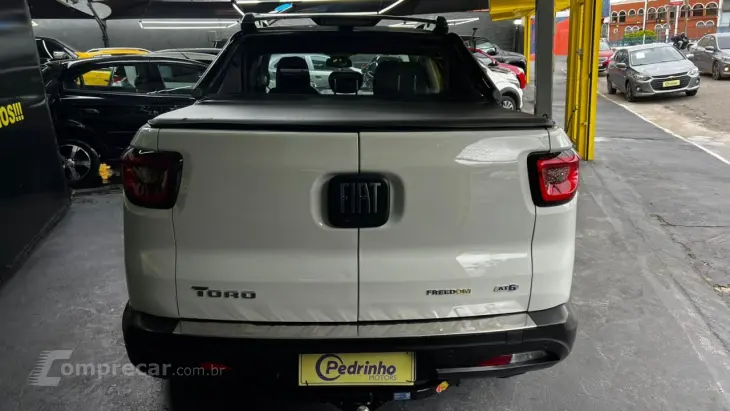 Toro 1.8 16V 4P FLEX FREEDOM AUTOMÁTICO