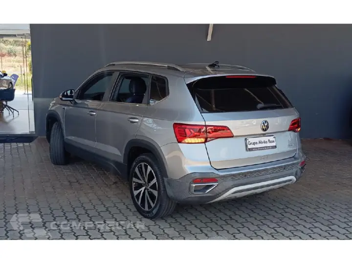 TAOS 1.4 250 TSI TOTAL FLEX HIGHLINE AUTOMÁTICO