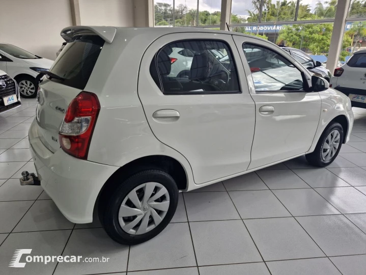 Etios Hatch 1.3 16V 4P FLEX X AUTOMÁTICO
