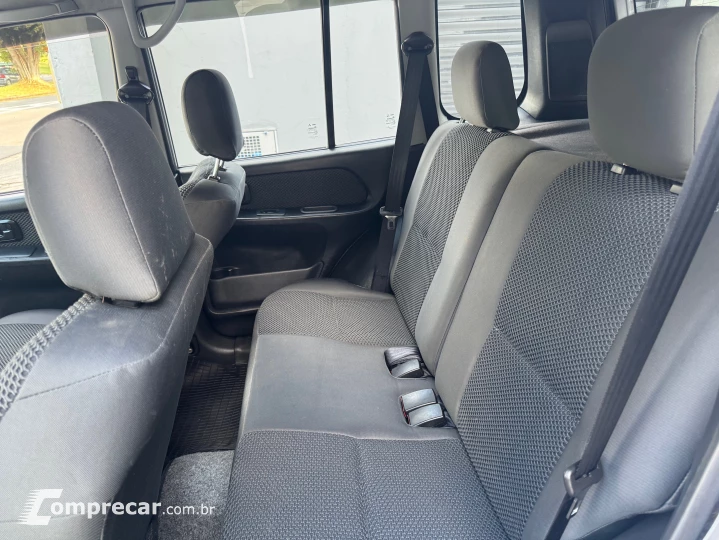 PAJERO 2.0 TR4 4X4 16V