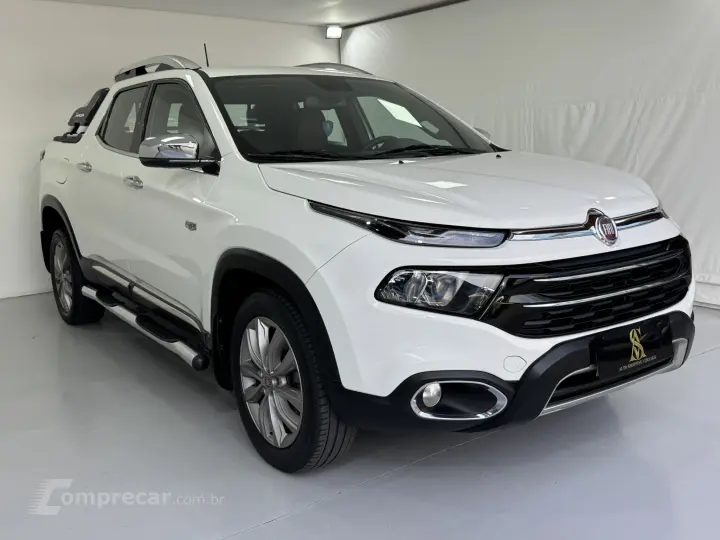 TORO 2.0 16V Turbo Ranch 4WD AT9