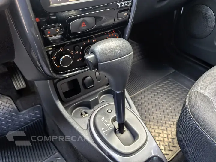 DUSTER 2.0 DYNAMIQUE 4X2 16V FLEX 4P AUTOMÁTICO
