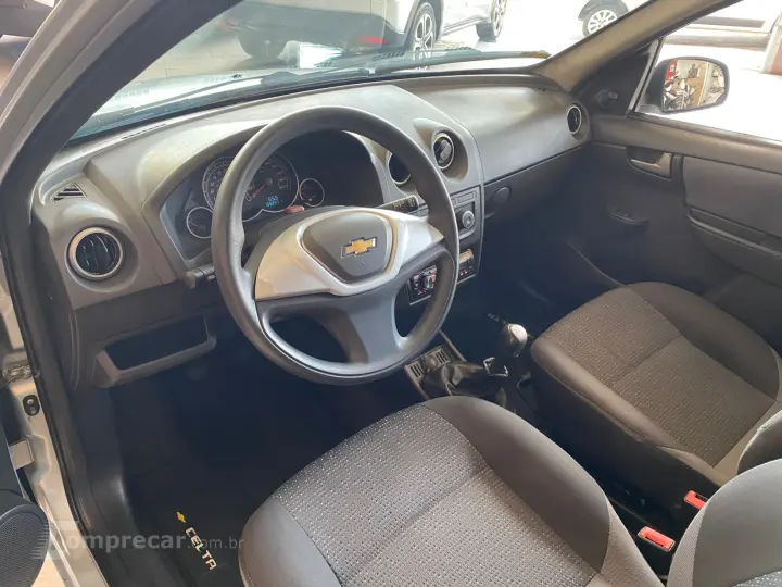 CELTA 1.0 MPFI LT 8V