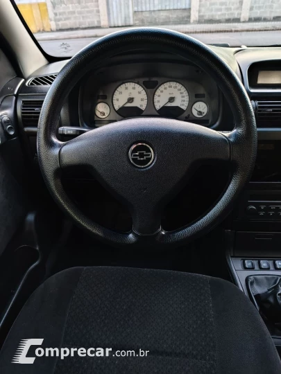 Astra Advantage 2.0 MPFI 8V FlexPower 5p