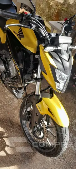 CB 300F