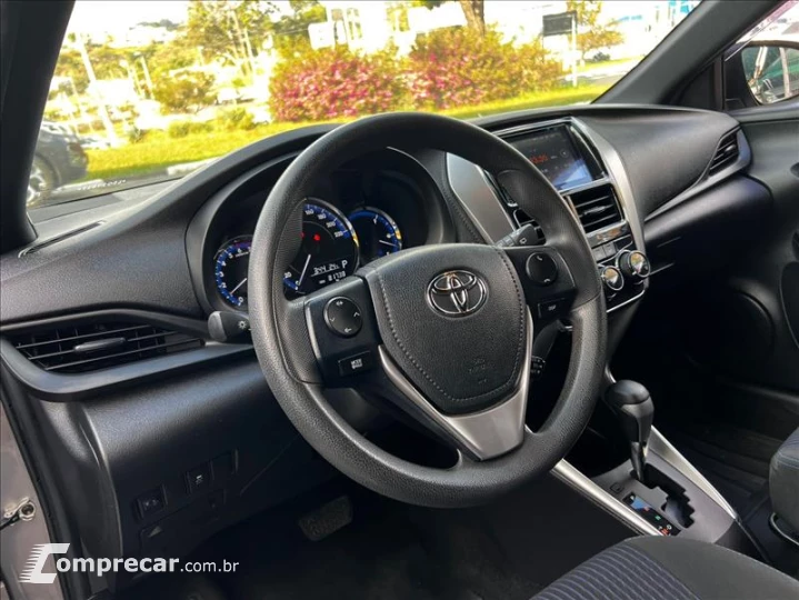YARIS 1.3 16V XL