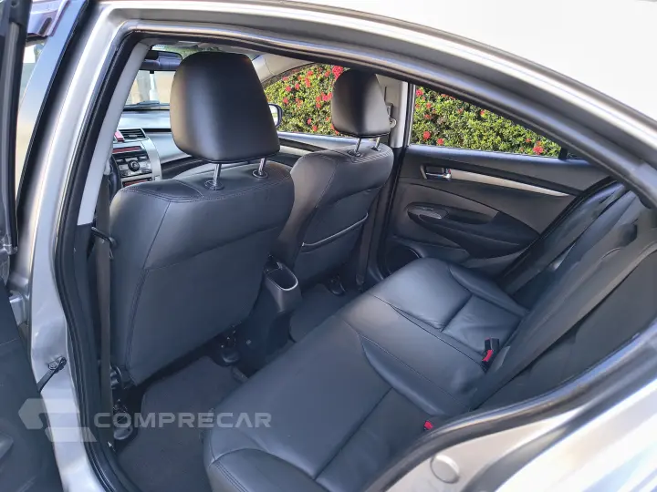 CITY 1.5 EX Sedan 16V