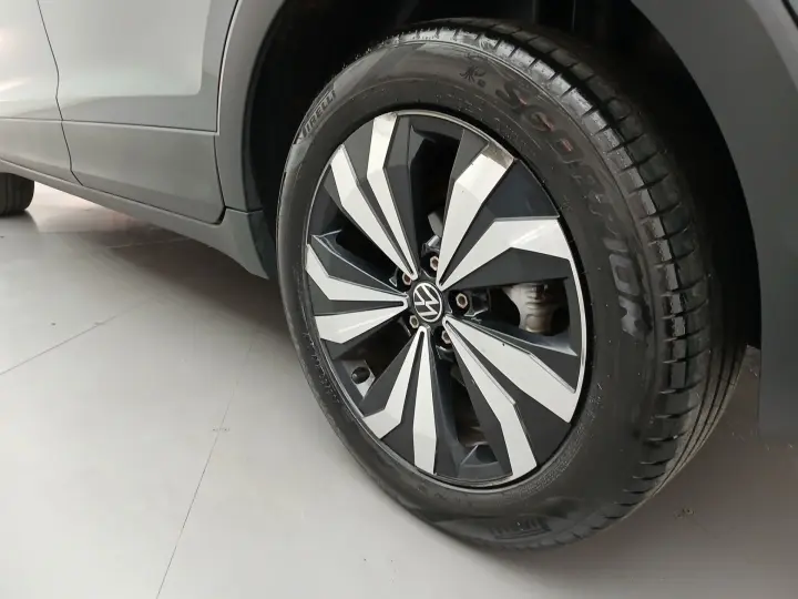T-CROSS 1.0 200 TSI TOTAL FLEX AUTOMÁTICO