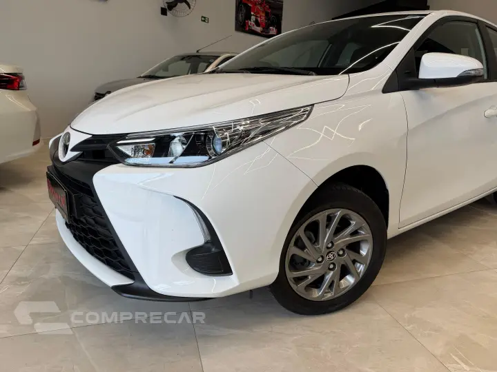 YARIS 1.5 16V Sedan XS