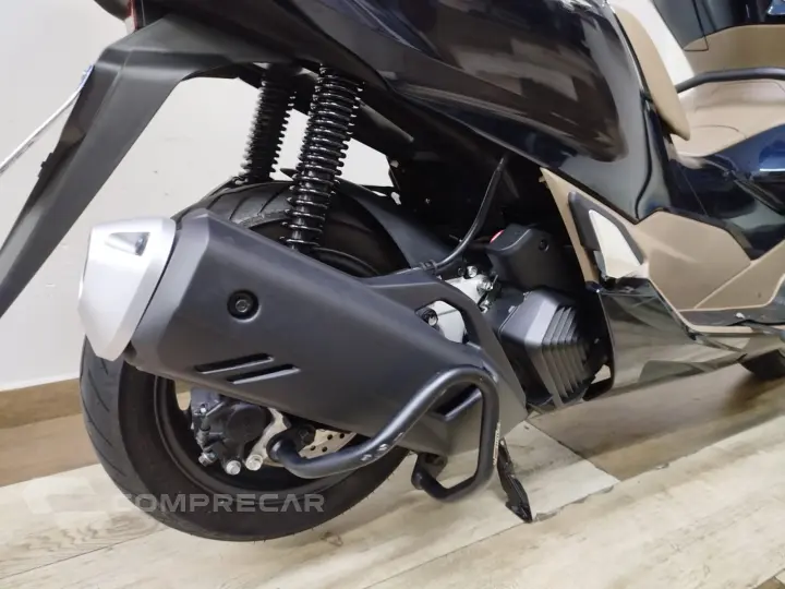 PCX 160 DLX