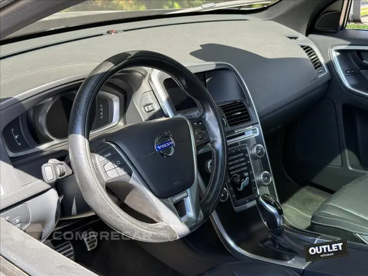 XC60 2.0 T5 R DESIGN TURBO GASOLINA 4P AUTOMÁTICO