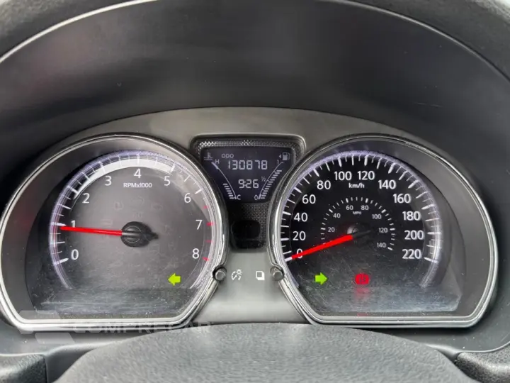 VERSA 1.6 16V FLEX SL 4P MANUAL