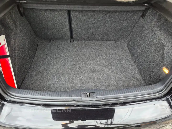 GOLF 2.0 MI Black Edition 8V