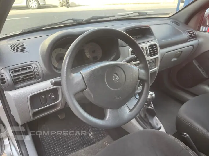 CLIO 1.0 Expression 8V