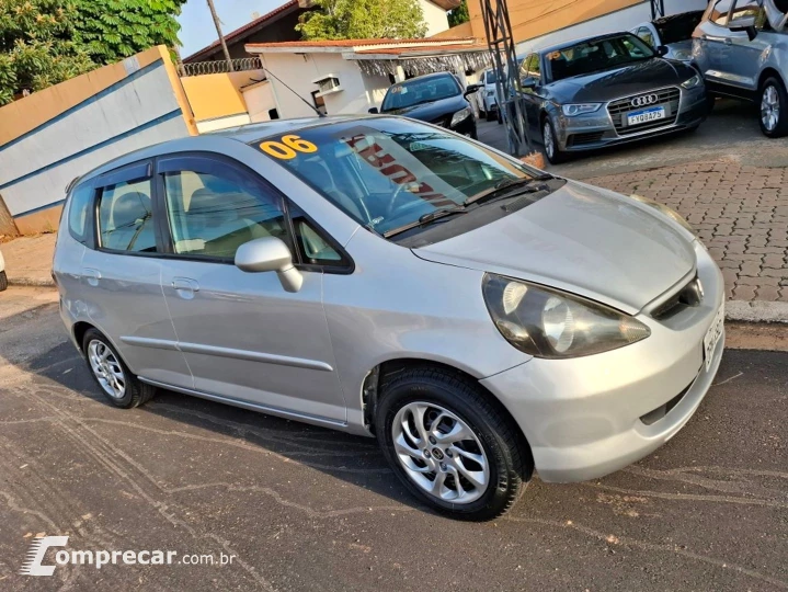 Fit 1.4 Lx 8V Gasolina 4P Manual