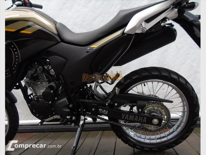 XTZ 250 LANDER