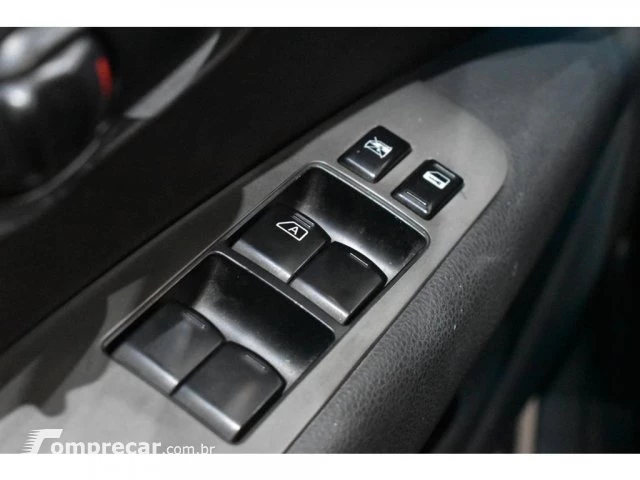 LIVINA - 1.8 SL 16V 4P AUTOMÁTICO