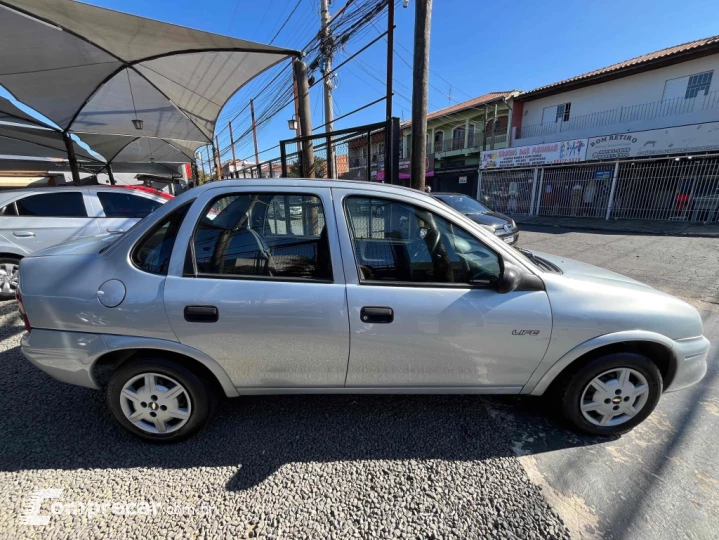 CLASSIC 1.0 MPFI LIFE 8V FLEX 4P MANUAL