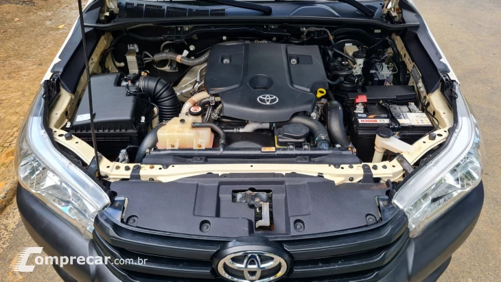 HILUX 2.4 4X4 8V