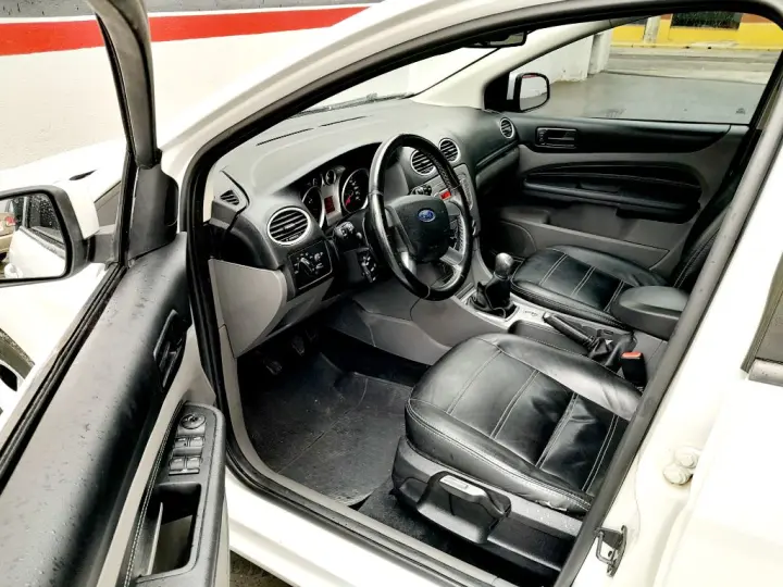 Focus 2.0 16V/ 2.0 16V Flex 5p